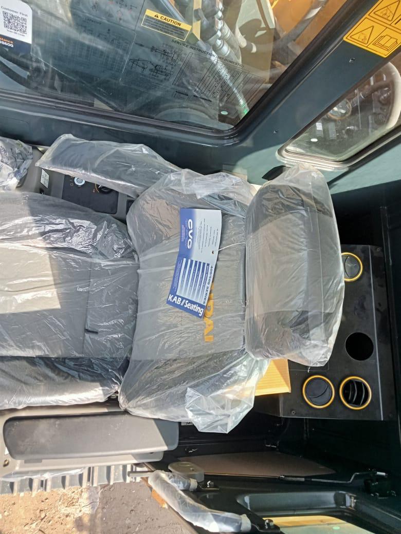 HYUNDAI ROBEX 215L SMART