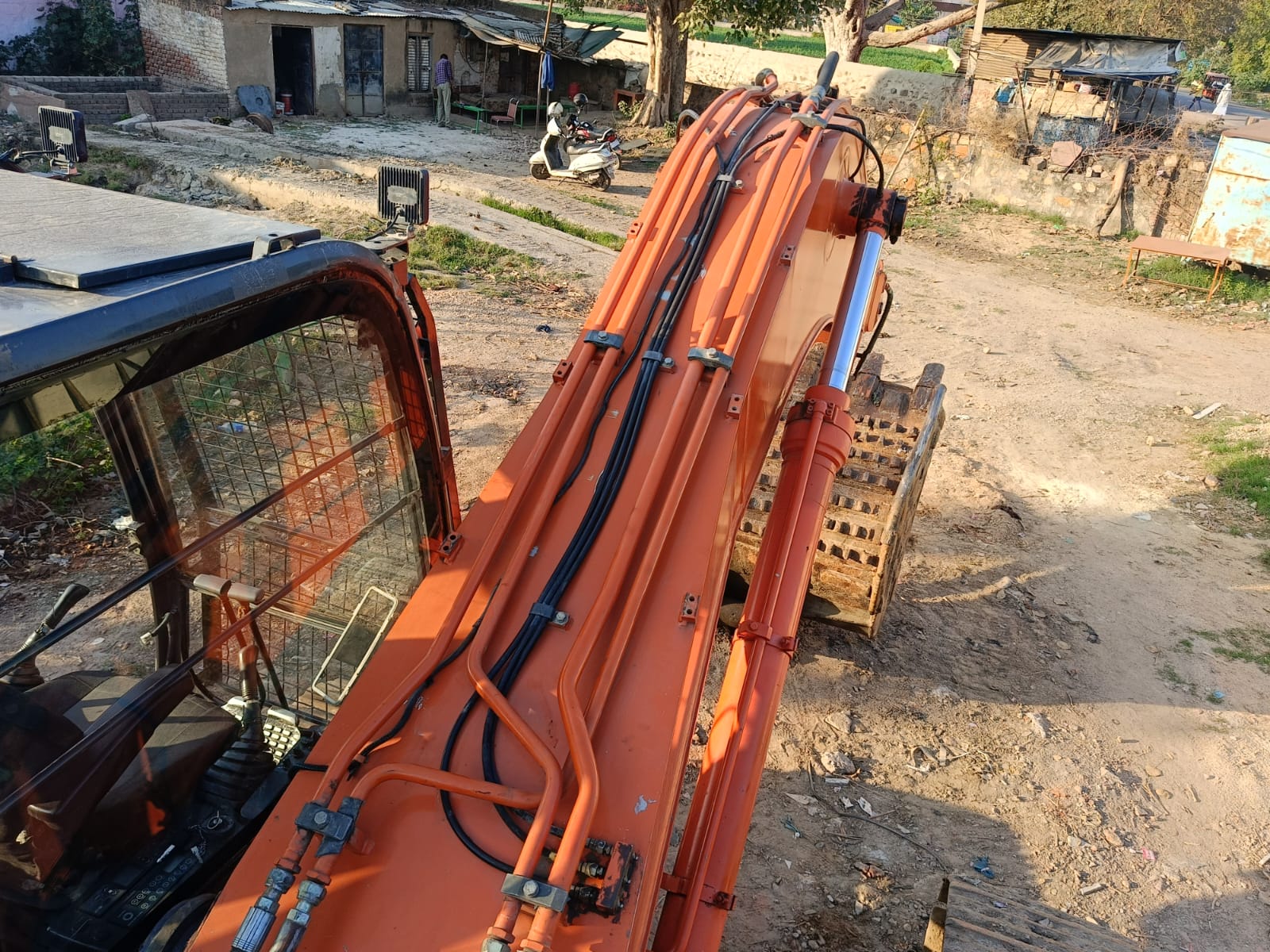 HITACHI EX210LC EXCAVATOR