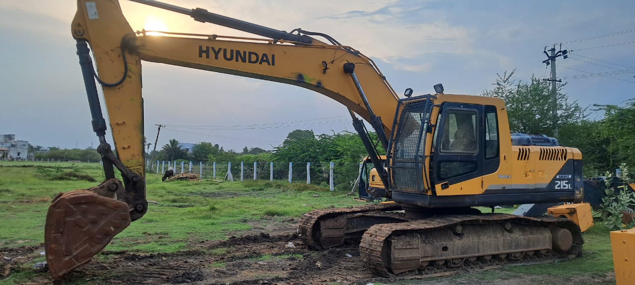 HYUNDAI R215L SMART EXCAVATOR
