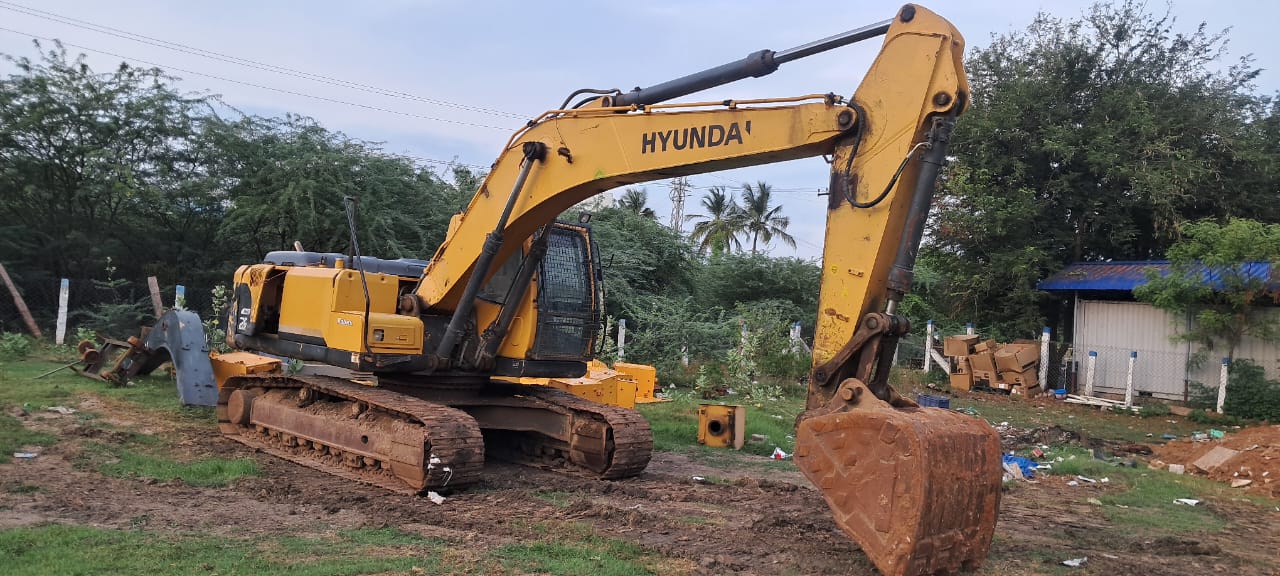 HYUNDAI R215L SMART EXCAVATOR